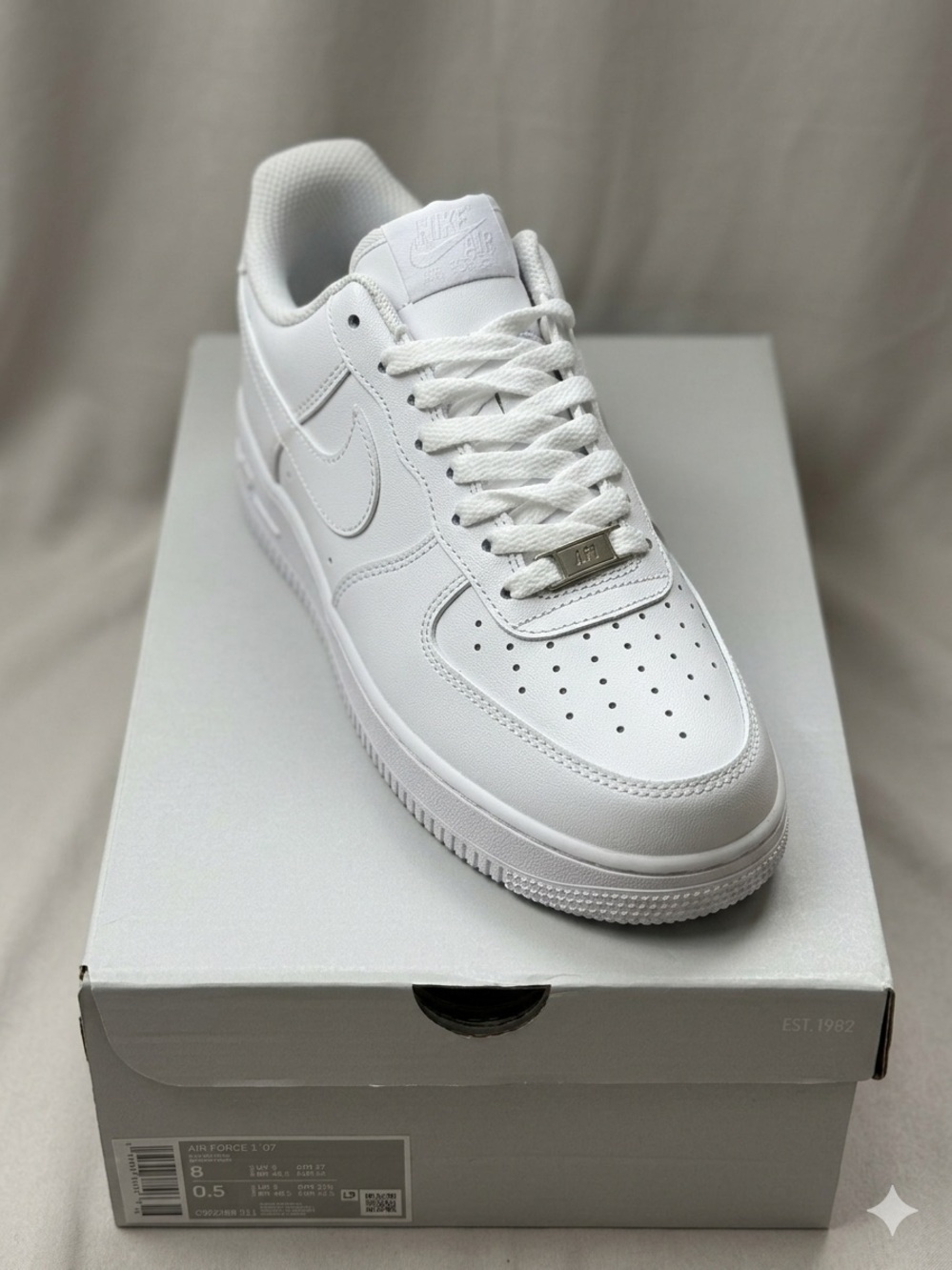 Nike WOMEN’S Air Force 1 Low 07’